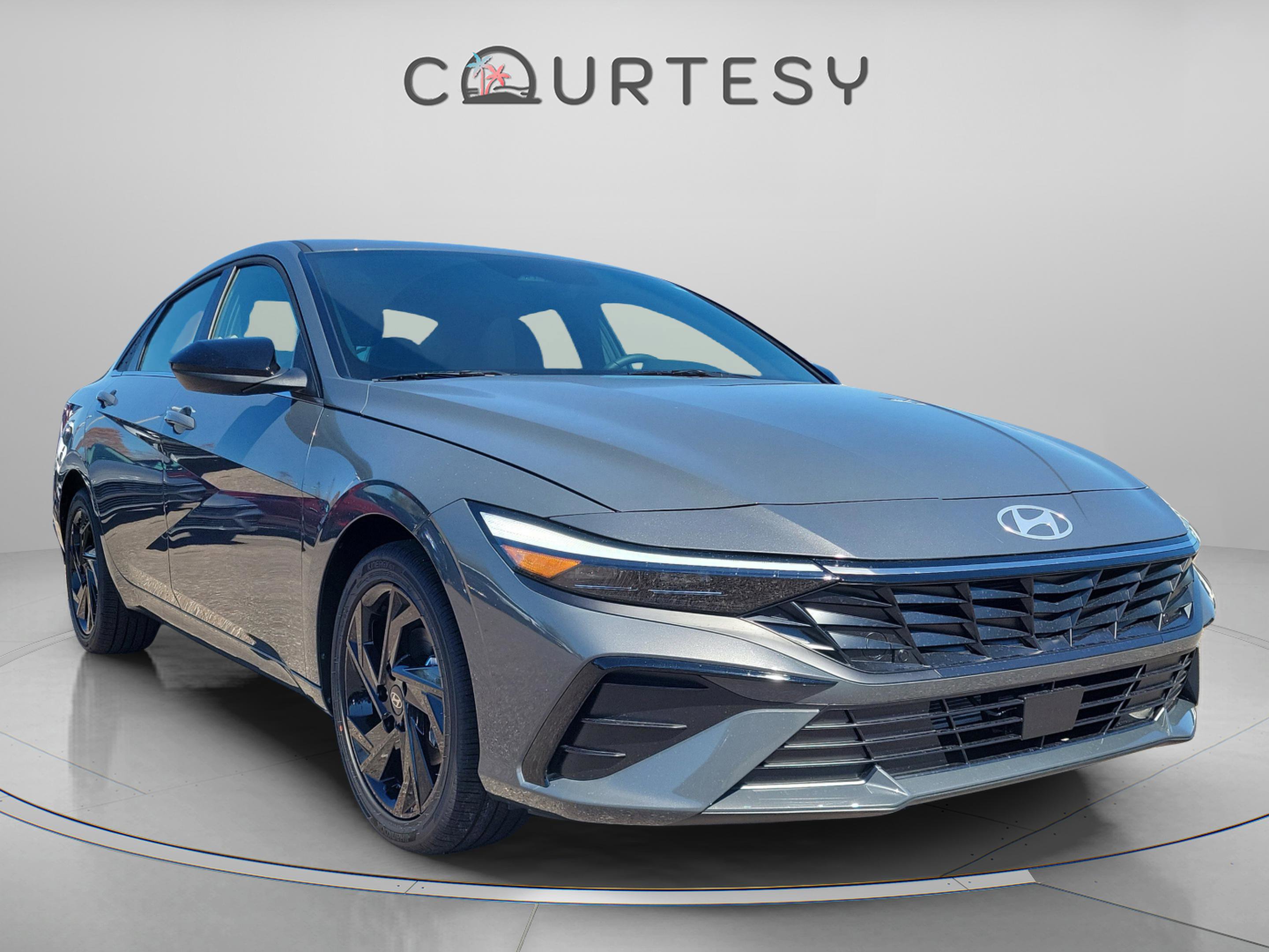 New 2026 Hyundai Elantra SEL Sport image 5