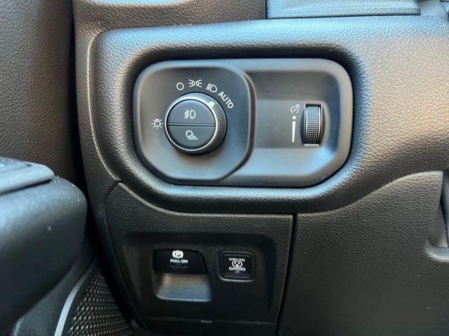 Used 2026 RAM 1500 Tradesman w/ Off Road Group AWD/4WD image 13