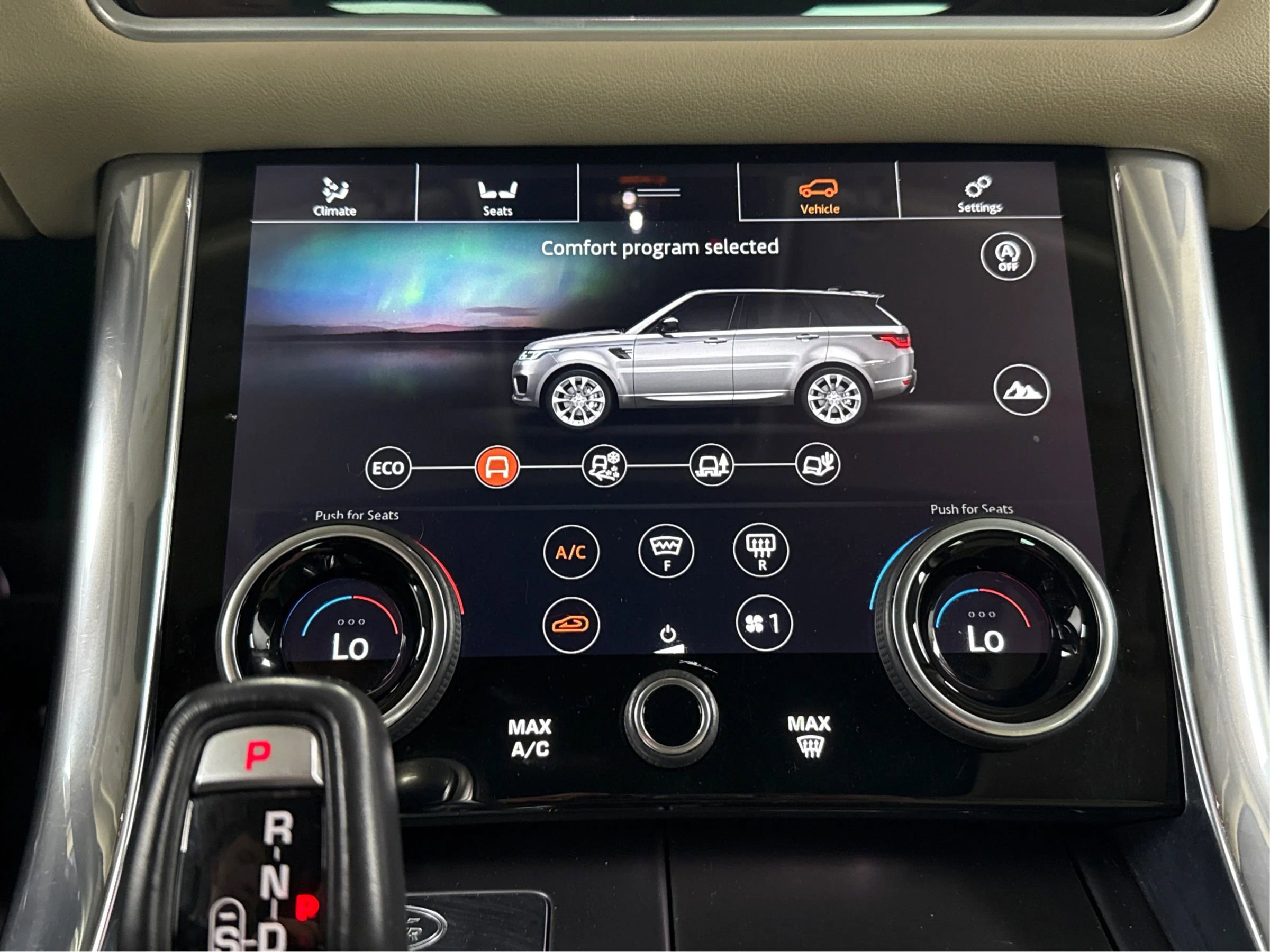 Used 2018 Land Rover Range Rover Sport SE image 29