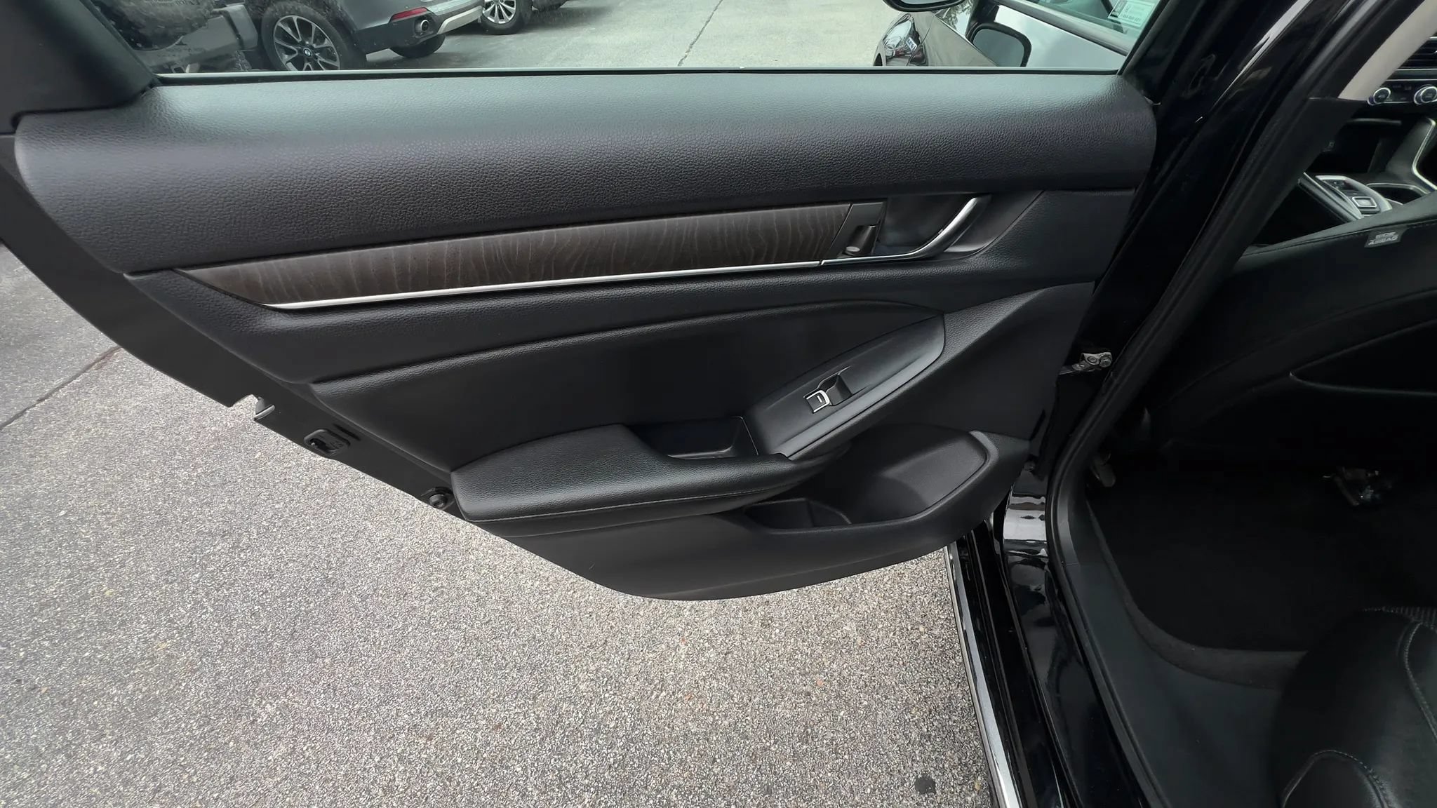 Used 2019 Honda Accord EX-L image 22