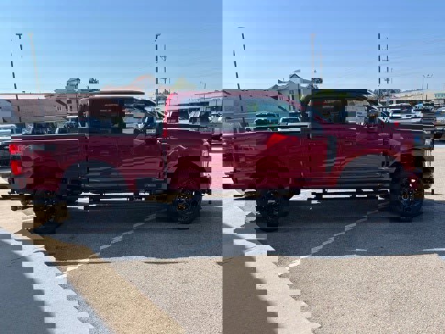 New 2025 Ford F250 Lariat w/ Black Appearance Package image 7