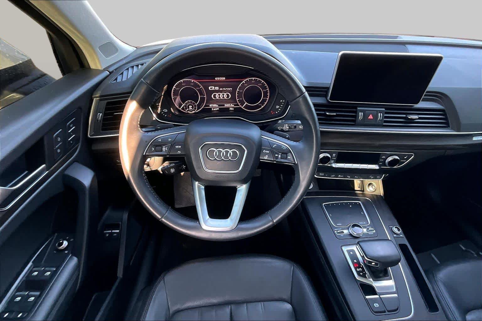 Used 2020 Audi Q5 e Prestige AWD/4WD image 6