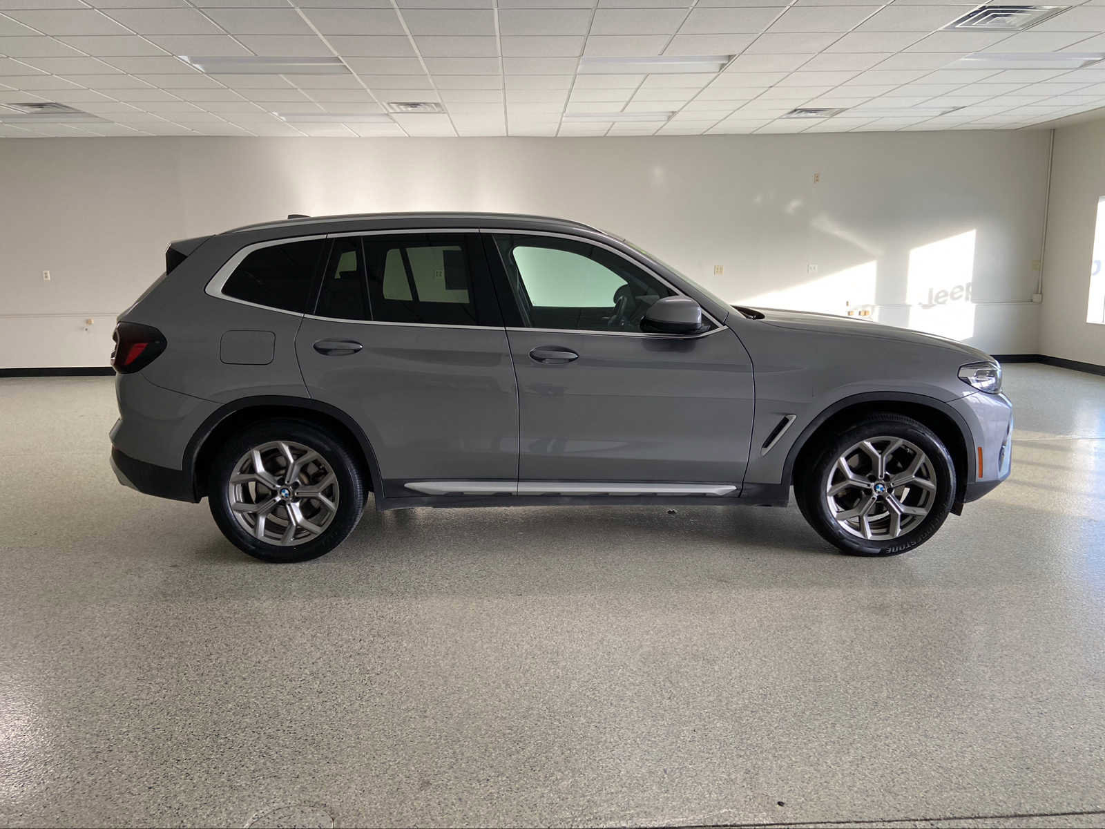 Used 2024 BMW X3 xDrive30i image 6