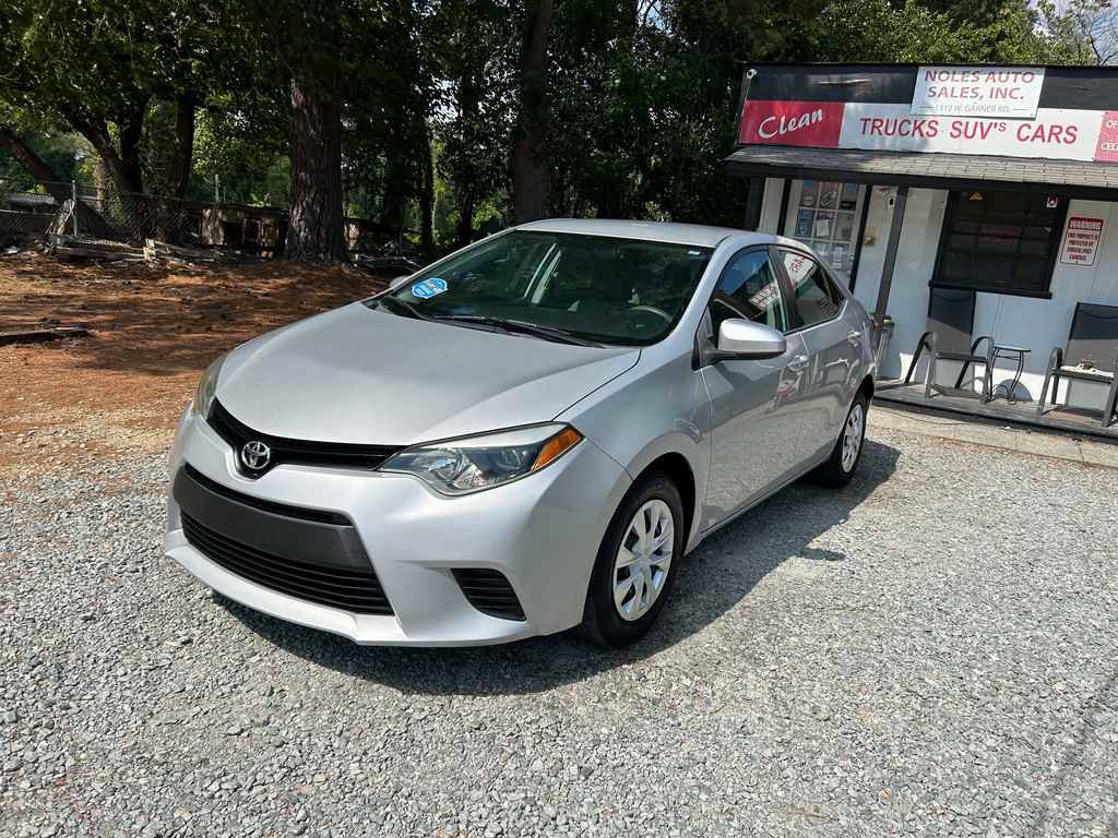 Used 2014 Toyota Corolla L FWD image 3