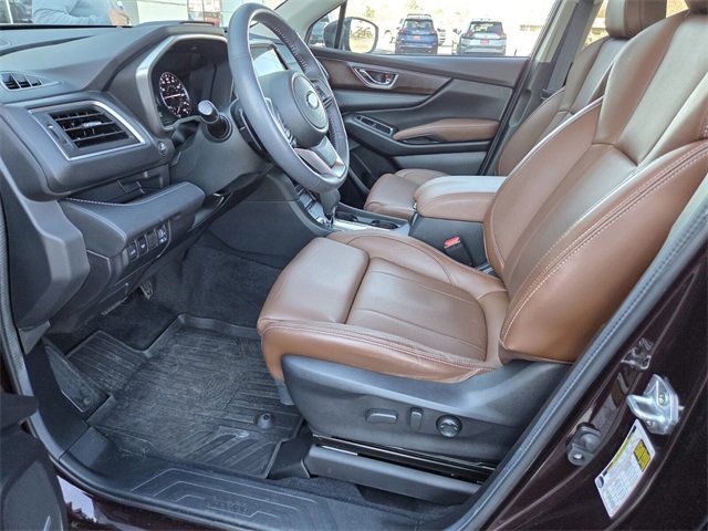 Used 2024 Subaru Ascent Touring w/ Popular Package #2 image 10