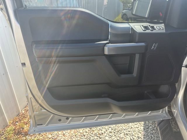 Used 2015 Ford F150 XLT w/ Equipment Group 302A Luxury image 13