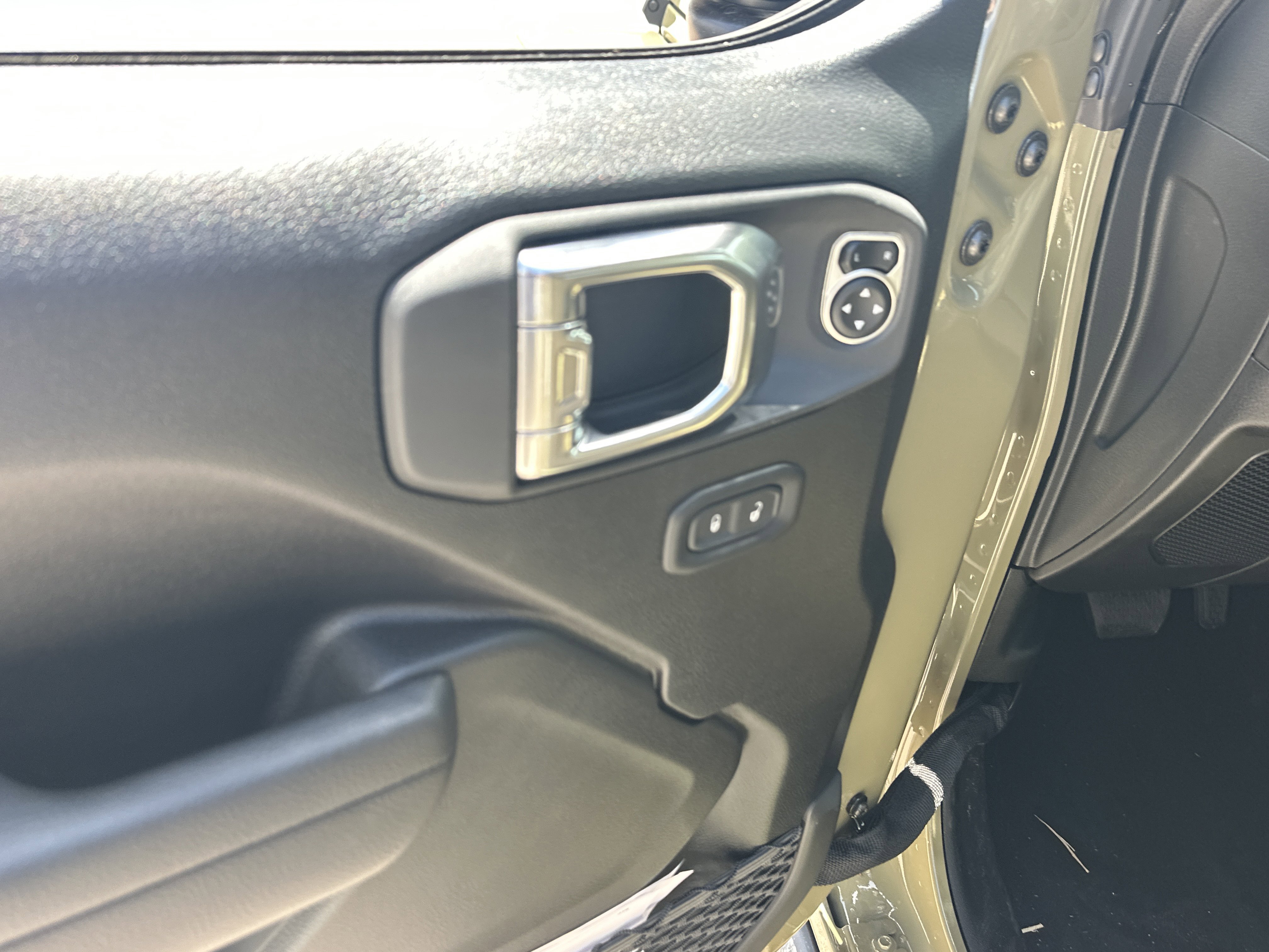 New 2026 Jeep Gladiator Willys AWD/4WD image 13