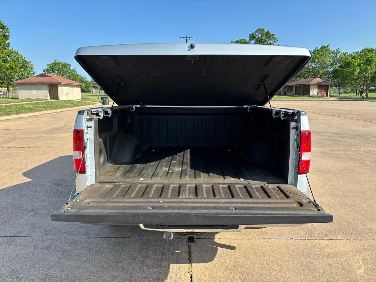 Used 2006 Lincoln Mark LT 2WD image 28