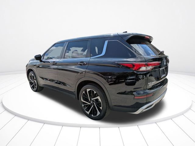 Used 2022 Mitsubishi Outlander SE image 6