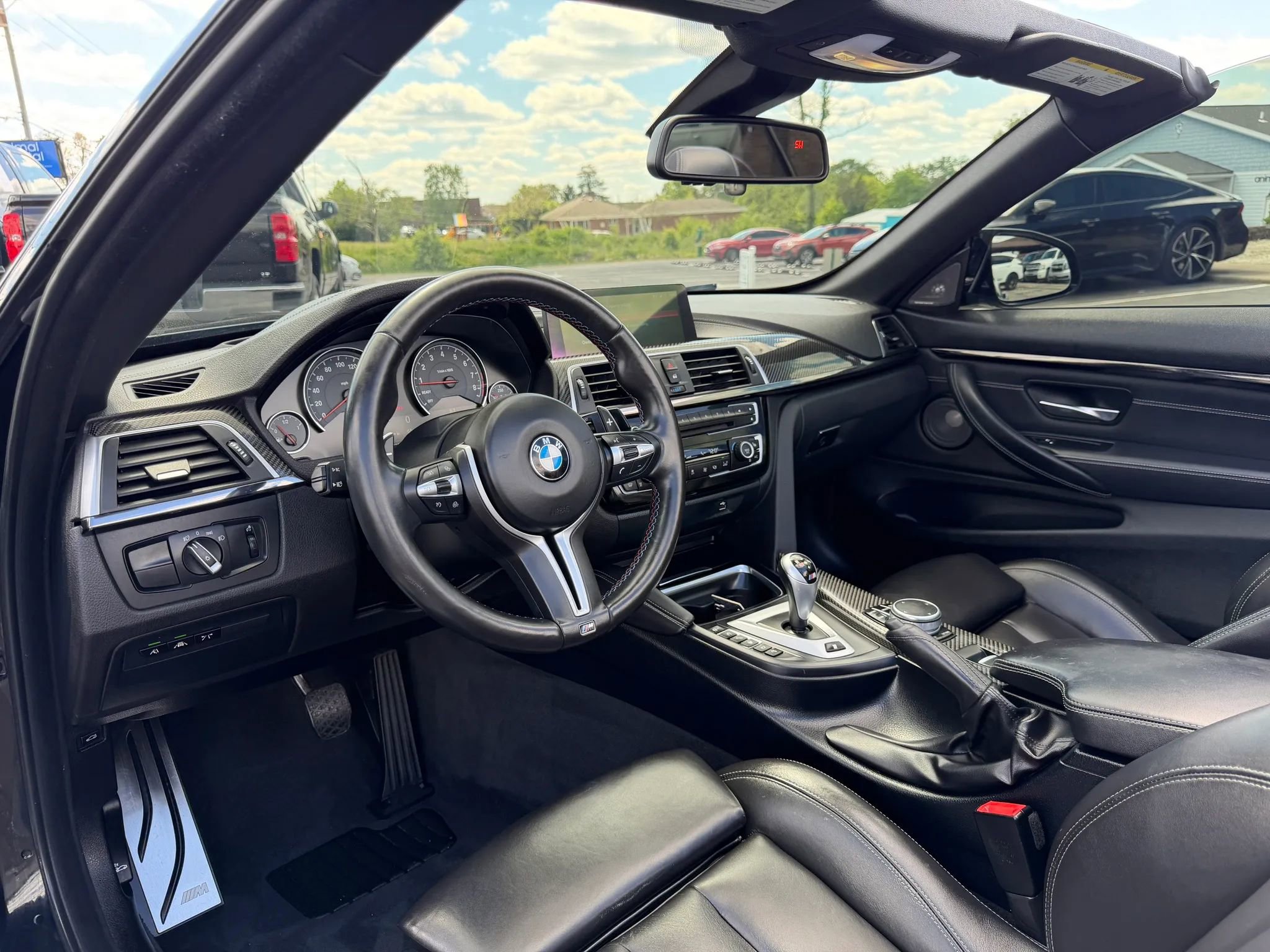 Used 2020 BMW M4 Convertible w/ Competition Package RWD image 15