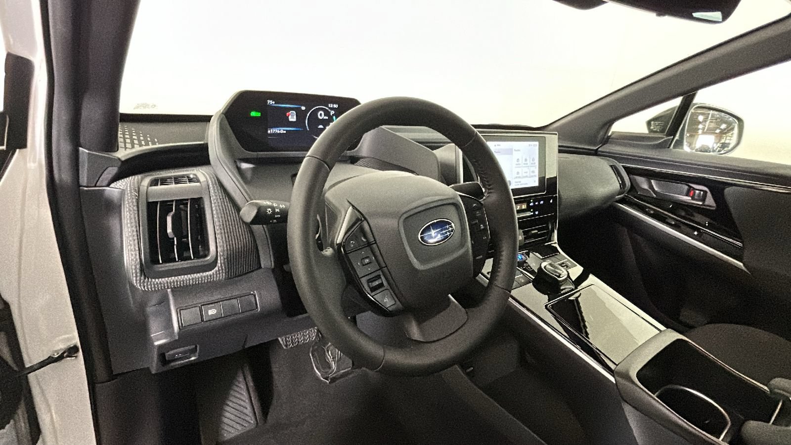 Used 2023 Subaru Solterra AWD image 15