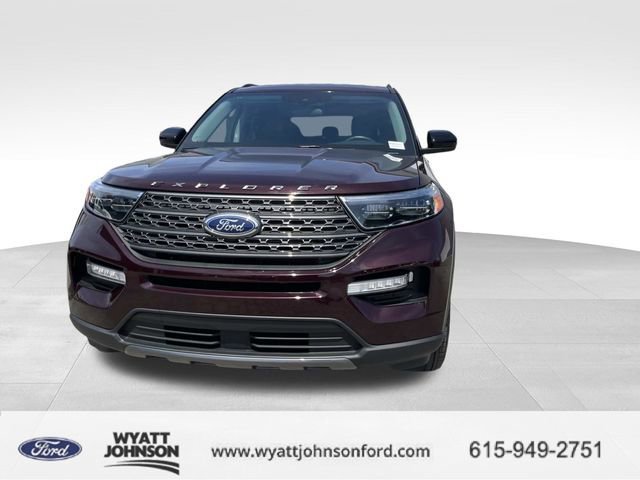 Used 2023 Ford Explorer XLT w/ Equipment Group 202A image 8