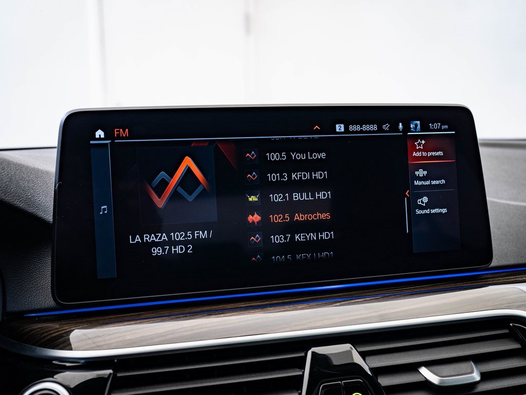 Used 2021 BMW 540i xDrive w/ Premium Package image 27