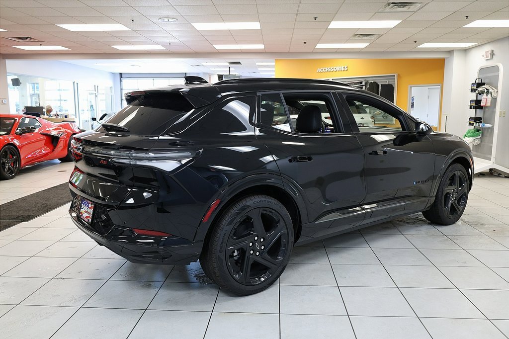 New 2025 Chevrolet Equinox EV RS w/ Convenience Package II image 6