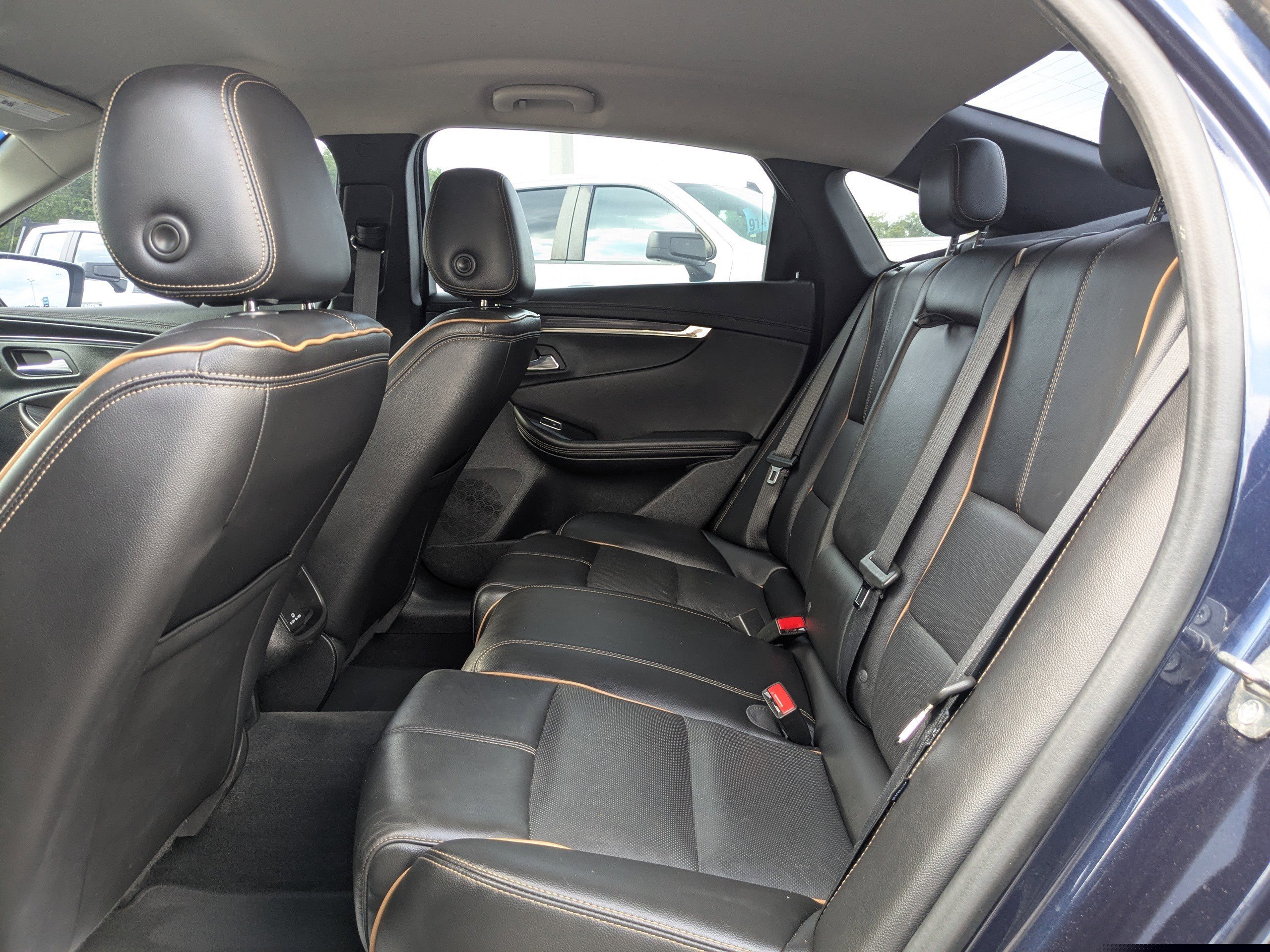 Used 2017 Chevrolet Impala Premier w/ Enhanced Convenience Package image 12