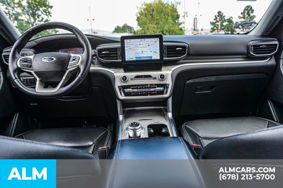 Used 2022 Ford Explorer XLT w/ Equipment Group 202A image 28