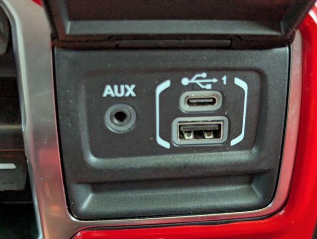 Used 2023 Jeep Gladiator Overland w/ Cold Weather Group AWD/4WD image 22