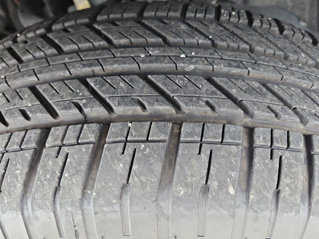 Used 2018 Chevrolet Colorado Z71 w/ Centennial Edition image 35