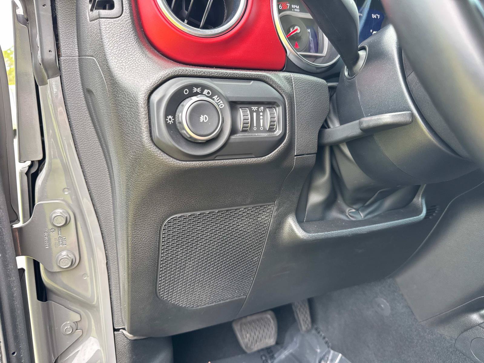 Used 2022 Jeep Wrangler Rubicon w/ LED Lighting Group AWD/4WD image 26