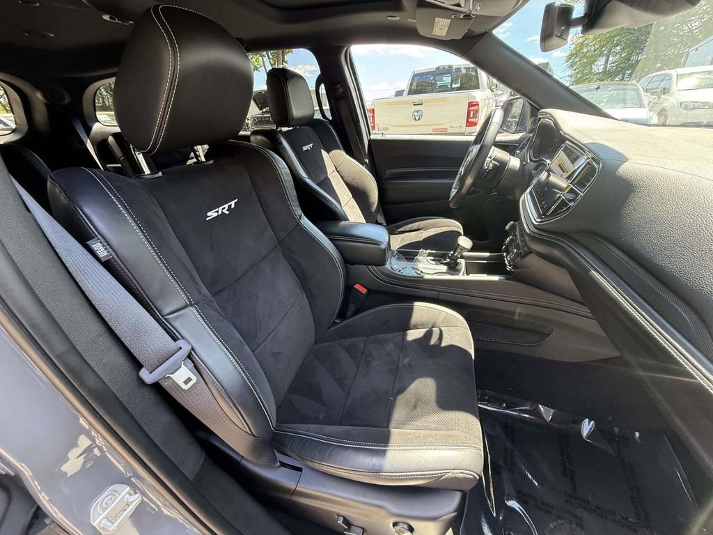 Used 2022 Dodge Durango SRT w/ Technology Group AWD/4WD image 9