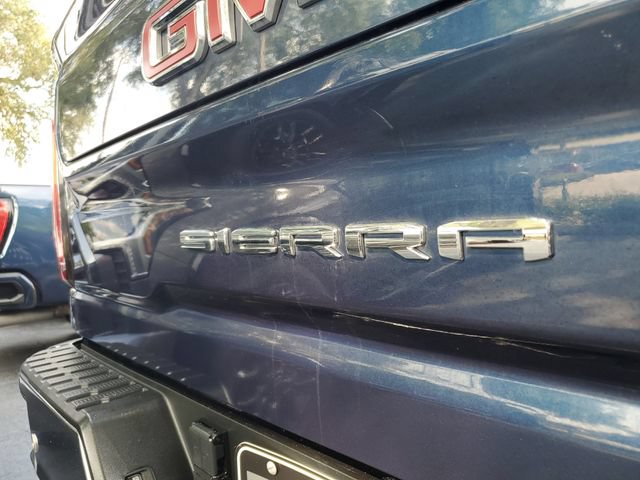Used 2022 GMC Sierra 2500 SLT w/ SLT Preferred Package AWD/4WD image 7