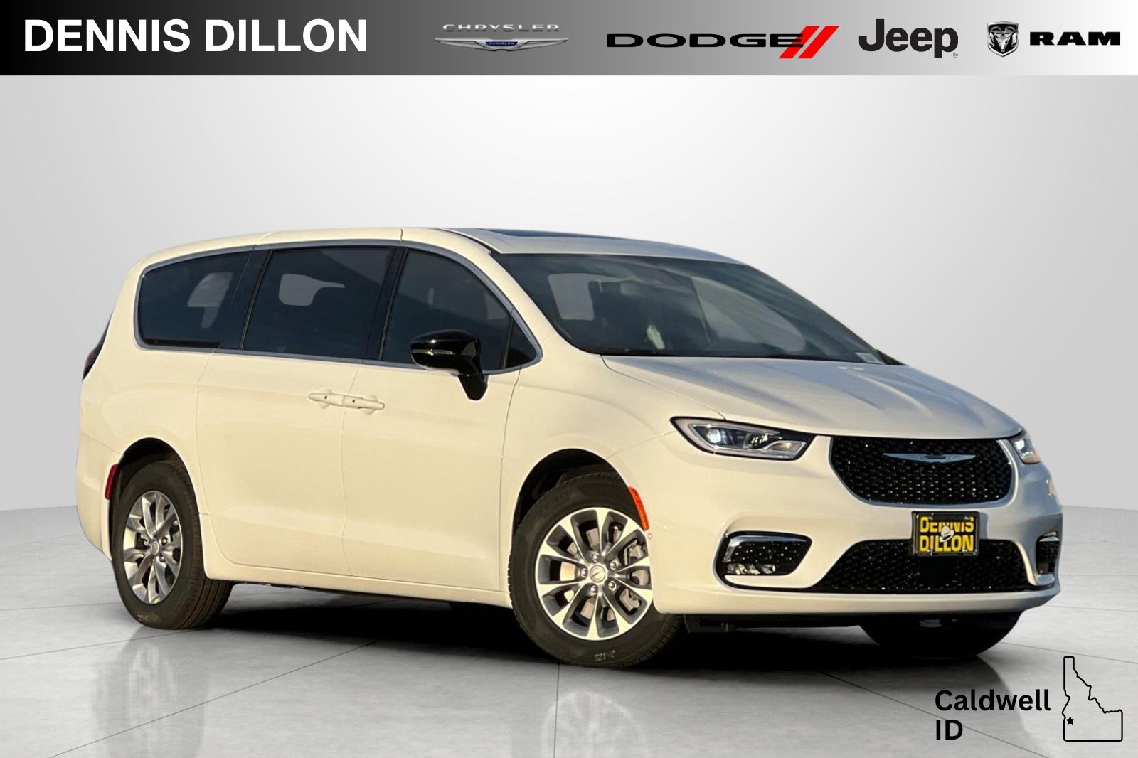 New 2026 Chrysler Pacifica Select image 1