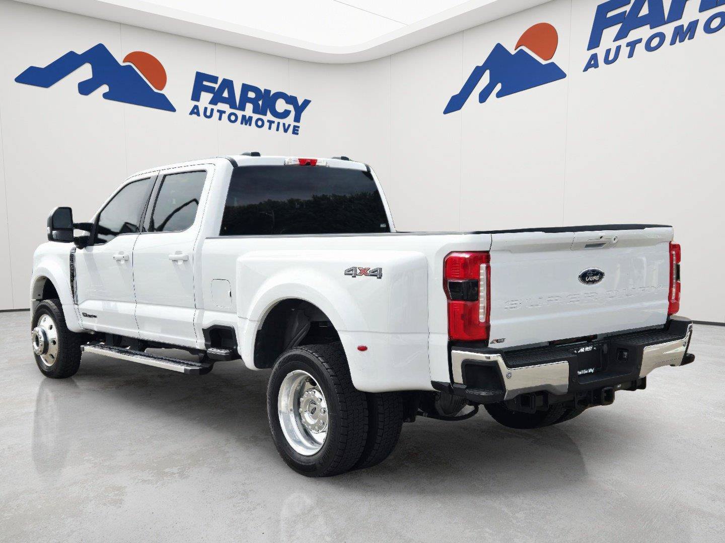 Used 2025 Ford F450 Lariat AWD/4WD image 7