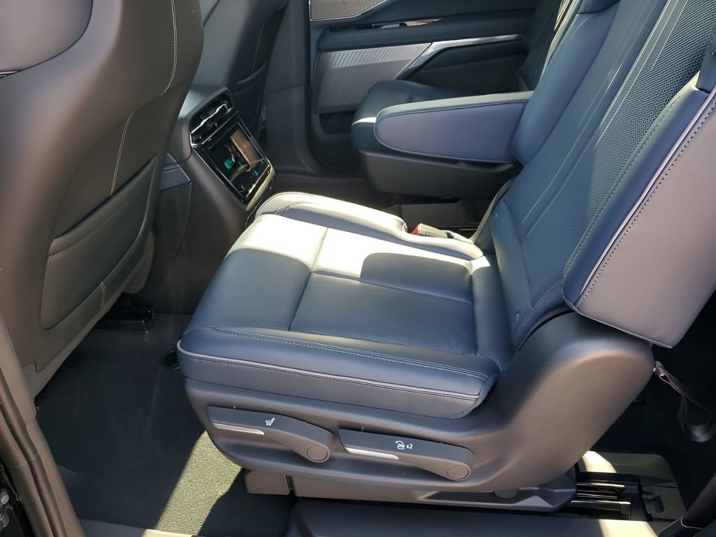 New 2025 Cadillac Escalade IQ Sport 2 AWD/4WD image 22