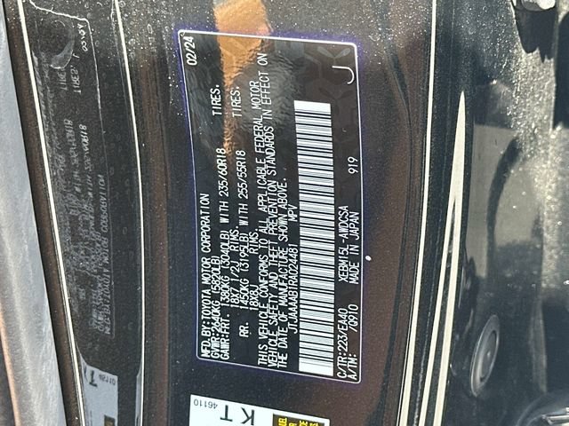 Used 2024 Lexus RZ 450e Premium AWD/4WD image 30