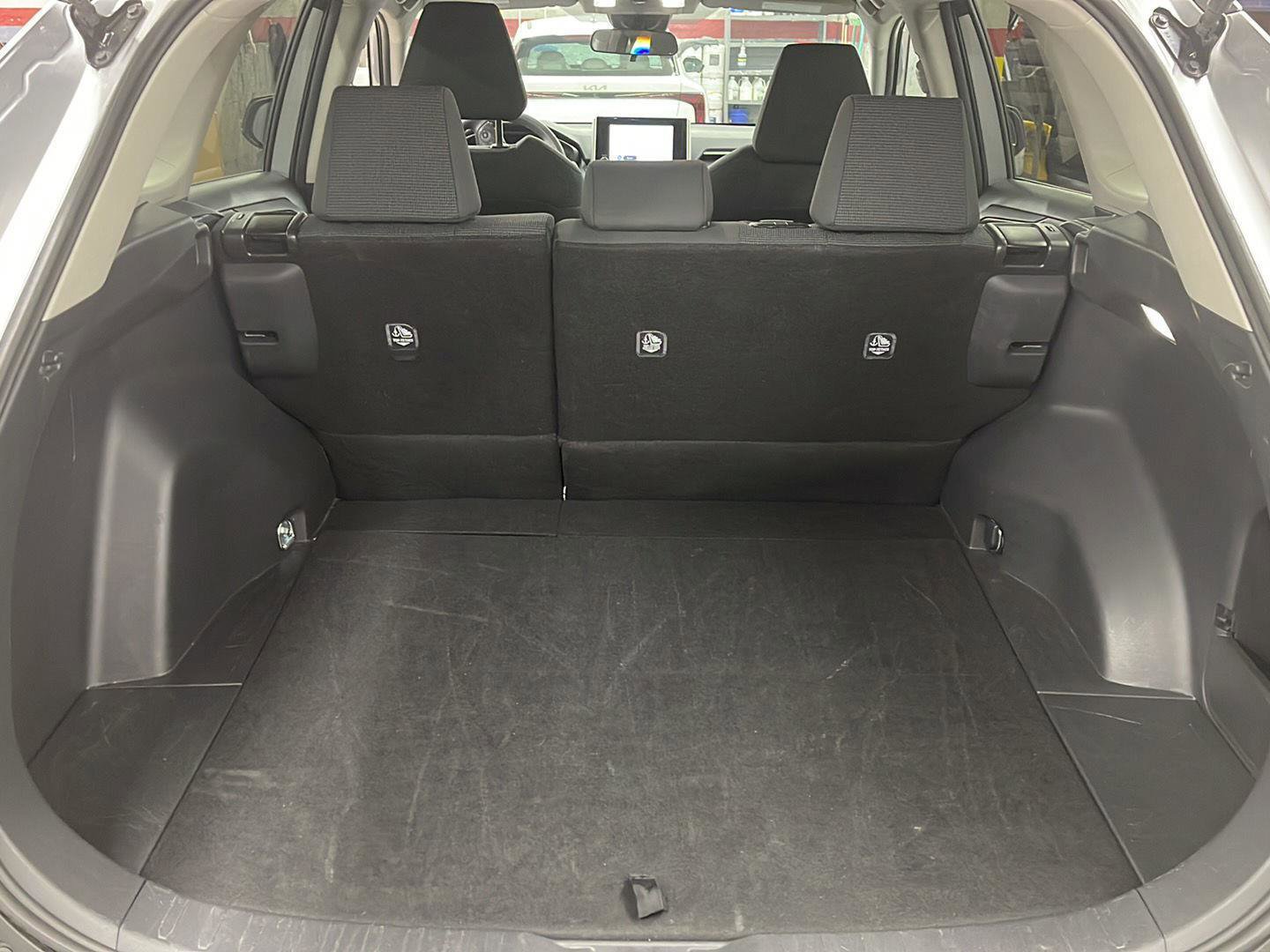 Used 2024 Toyota RAV4 LE image 19