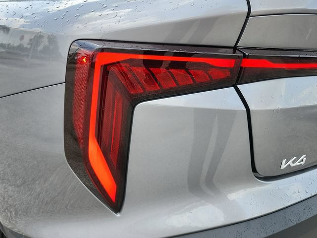 New 2026 Kia K4 FWD image 32