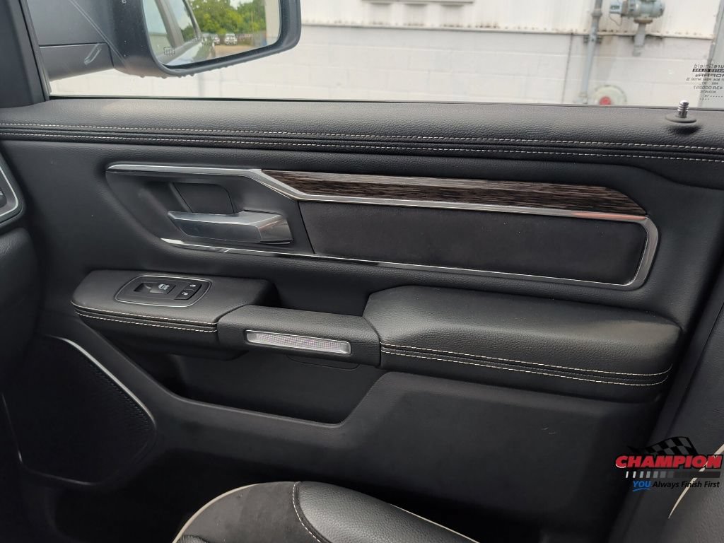 Used 2019 RAM 1500 Laramie AWD/4WD image 20