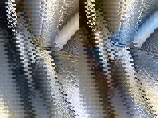 Used 2022 Chevrolet Trax LT w/ LT Convenience Package image 27