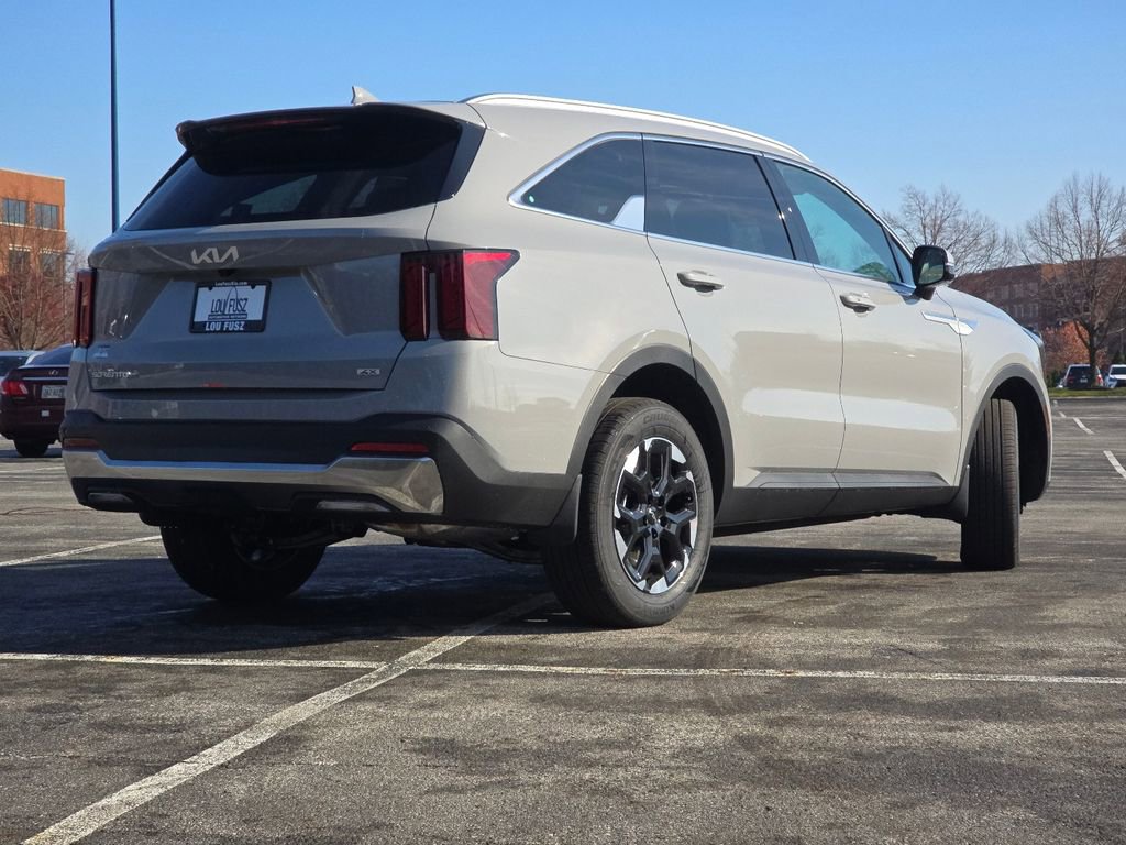 New 2026 Kia Sorento S w/ S Panoramic Sunroof Package image 16