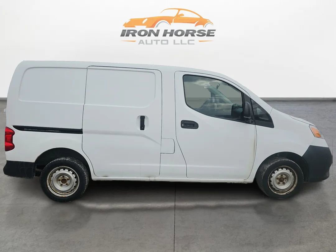Used 2017 Nissan NV200 S w/ Cruise Control Package image 4
