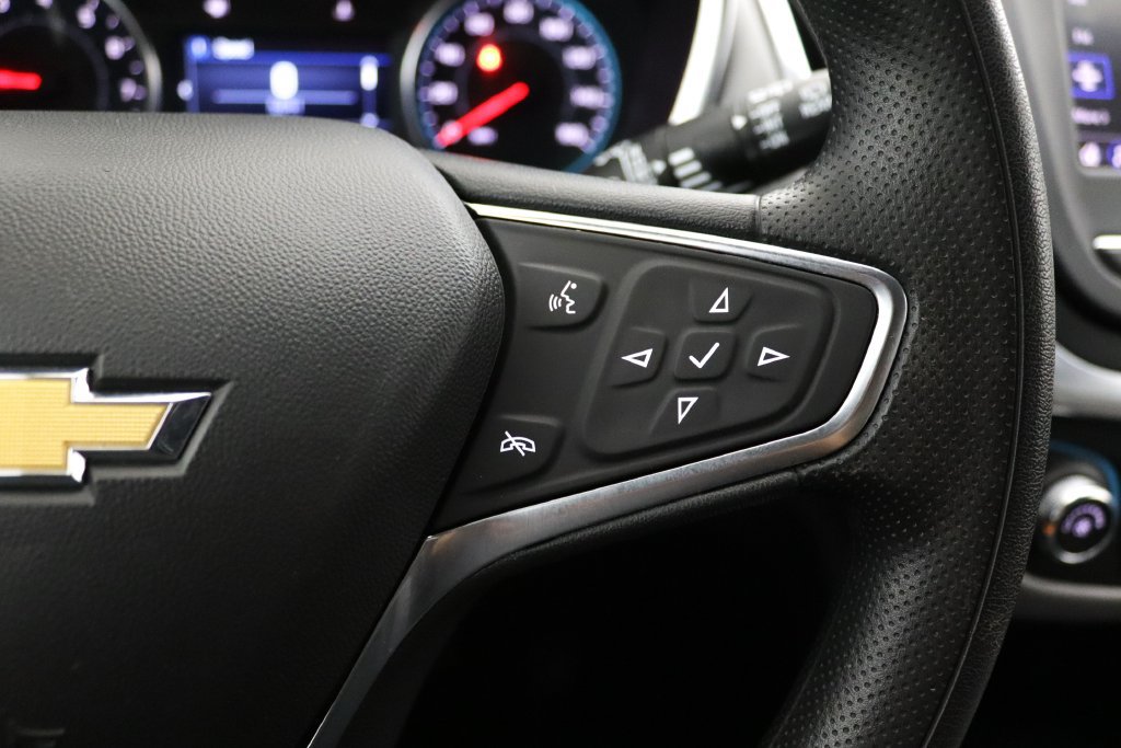Used 2024 Chevrolet Equinox LS w/ LS Convenience Package FWD image 17