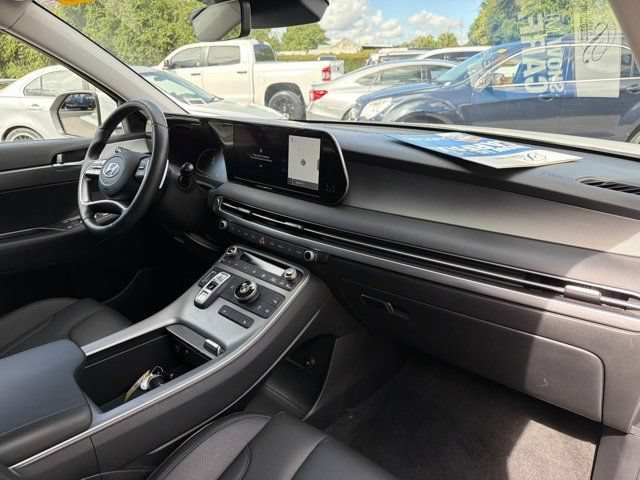 Used 2025 Hyundai Palisade SEL FWD image 18