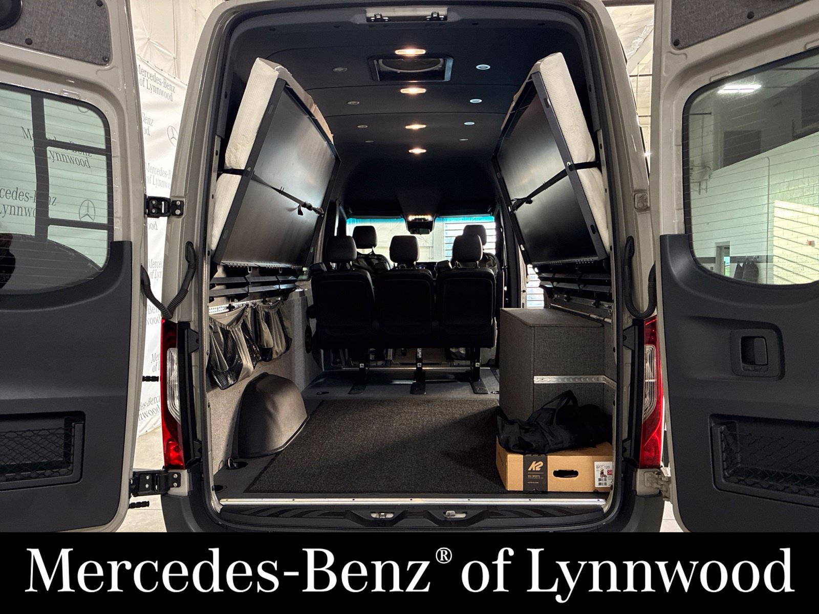 Used 2020 Mercedes-Benz Sprinter 2500 image 6