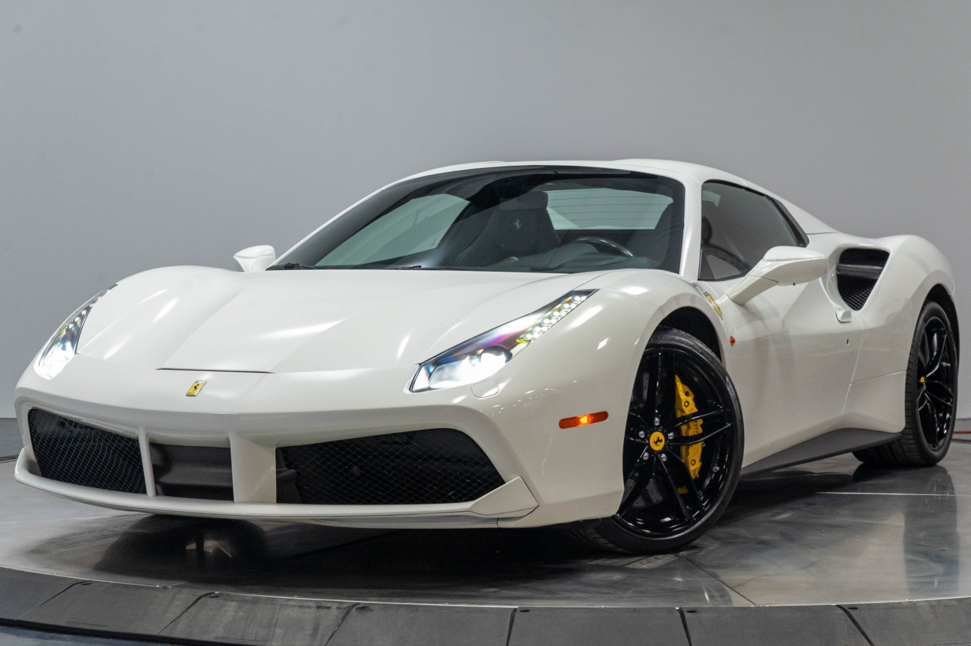 Used 2016 Ferrari 488 Spider RWD image 55