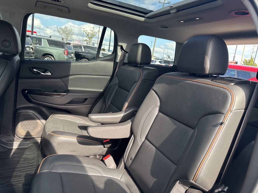 Used 2023 GMC Acadia AT4 w/ Technology Package image 28