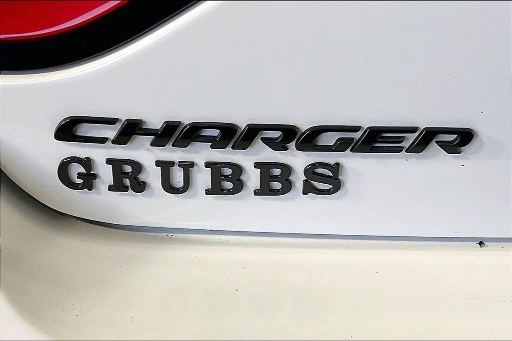 Used 2021 Dodge Charger R/T w/ Carbon/Suede Interior Package RWD image 39