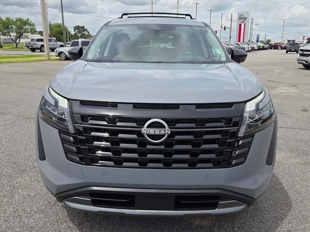 New 2026 Nissan Pathfinder Platinum FWD image 17