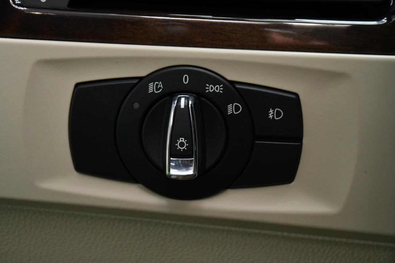 Used 2011 BMW 335i Coupe image 19