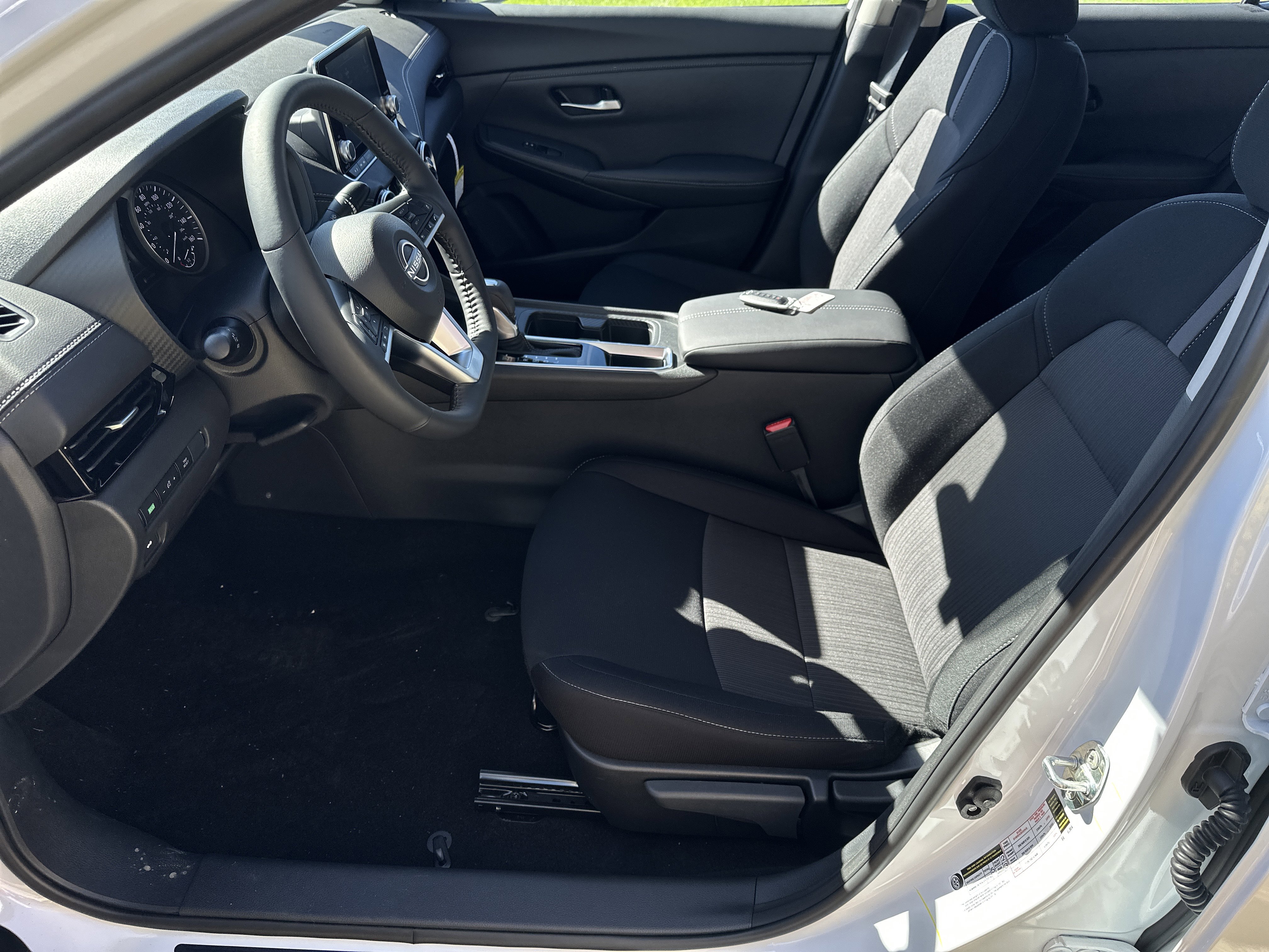 New 2025 Nissan Sentra SV image 9