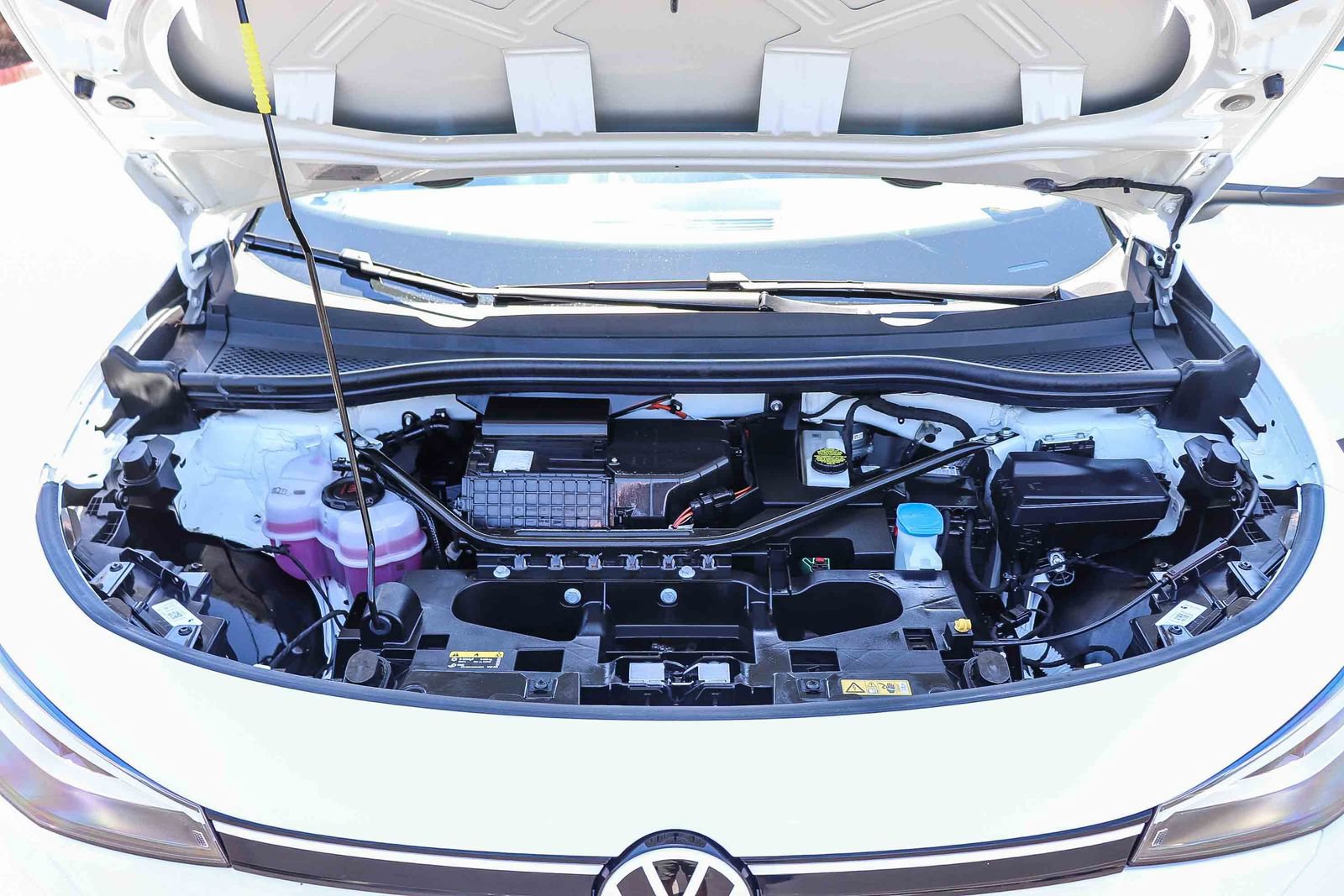 Used 2024 Volkswagen ID.4 2WD image 32