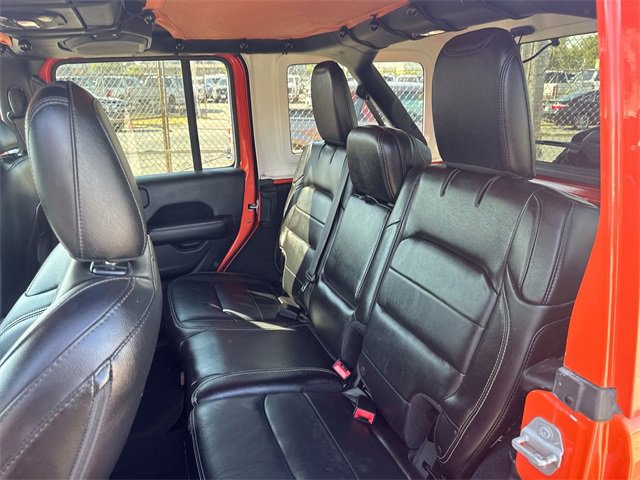 Used 2018 Jeep Wrangler Unlimited Sahara w/ Safety Group image 29