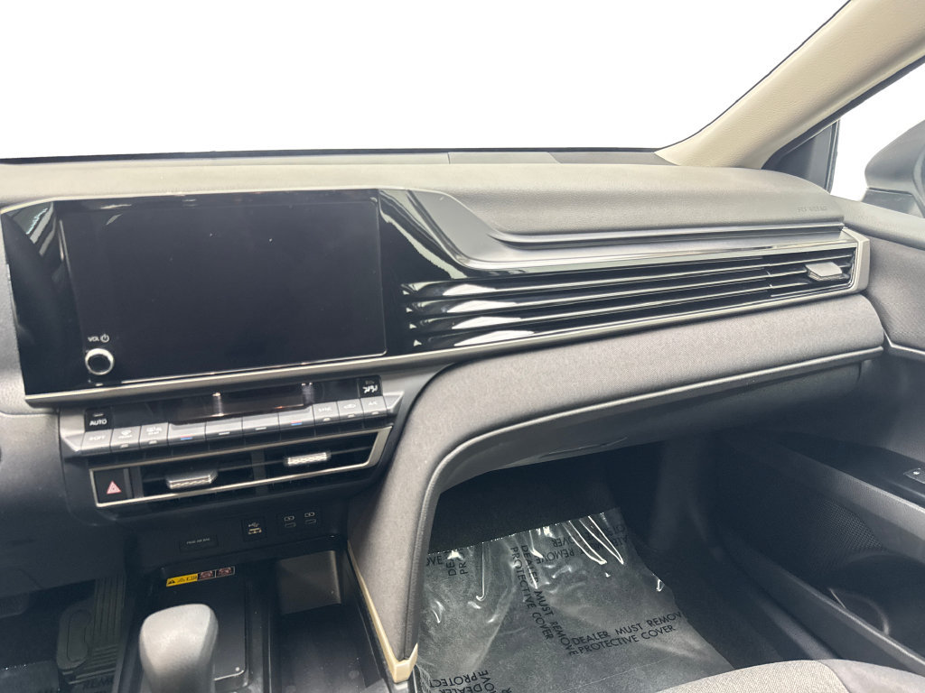 Used 2025 Toyota Camry LE FWD image 57