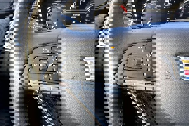 Used 2025 Cadillac XT6 Premium Luxury image 18