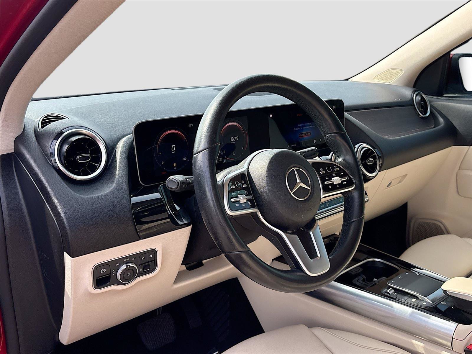 Used 2021 Mercedes-Benz GLA 250 4MATIC w/ Premium Package image 9