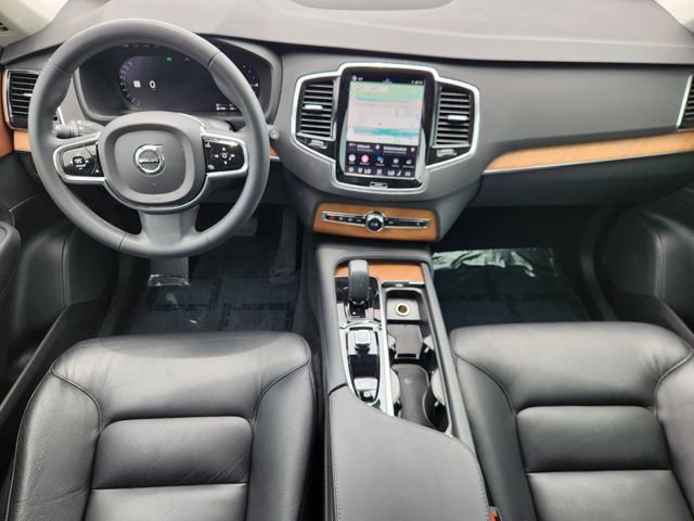 Used 2023 Volvo XC90 T8 Plus AWD/4WD image 25